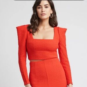 H11 SHEIKE HANNAH TOP‎ RED SQUARE NECK